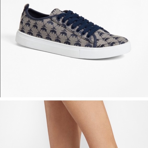 Brooks Brothers Logo Sneakers NWT - Picture 9 of 9